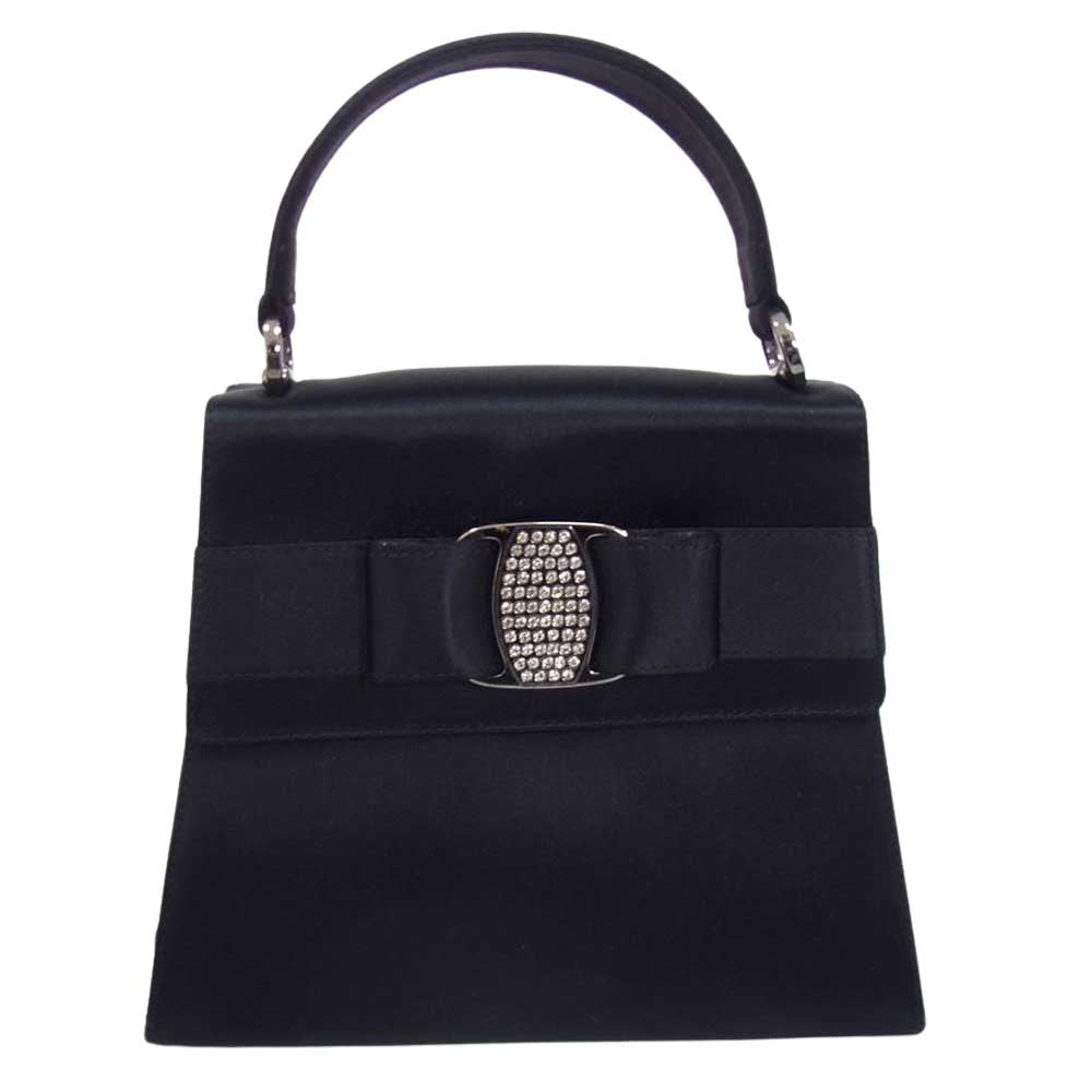 Salvatore Ferragamo サルヴァトーレフェラガモ ヴァラリボン サテン 