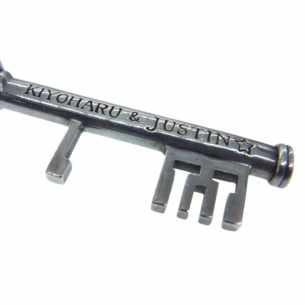 Justin Davis ジャスティンデイビス SPJ1002 清春 EVIL ACT エヴィルアクト ダイヤ クラウン キー ペンダントトップ シルバー系【中古】