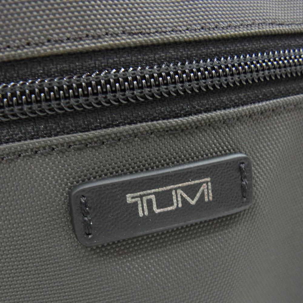 TUMI トゥミ パッカブル デイパック 折り畳み リュック チャコール系【美品】【中古】