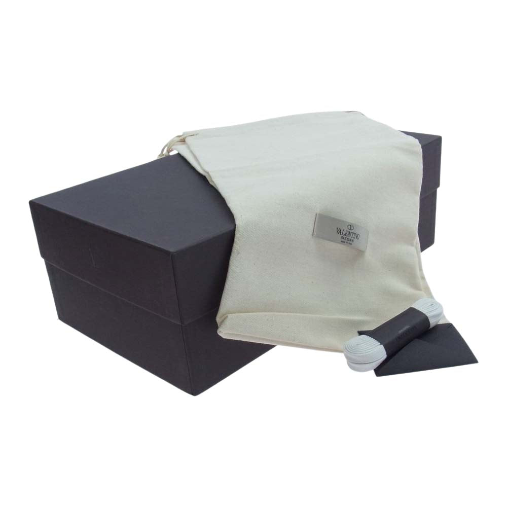 VALENTINO ヴァレンティノ TY2S0C04 Garavani ガラヴァーニ BACKNET バックネット スタッズ レザー スニーカー ホワイト系 EU40【新古品】【未使用】【中古】