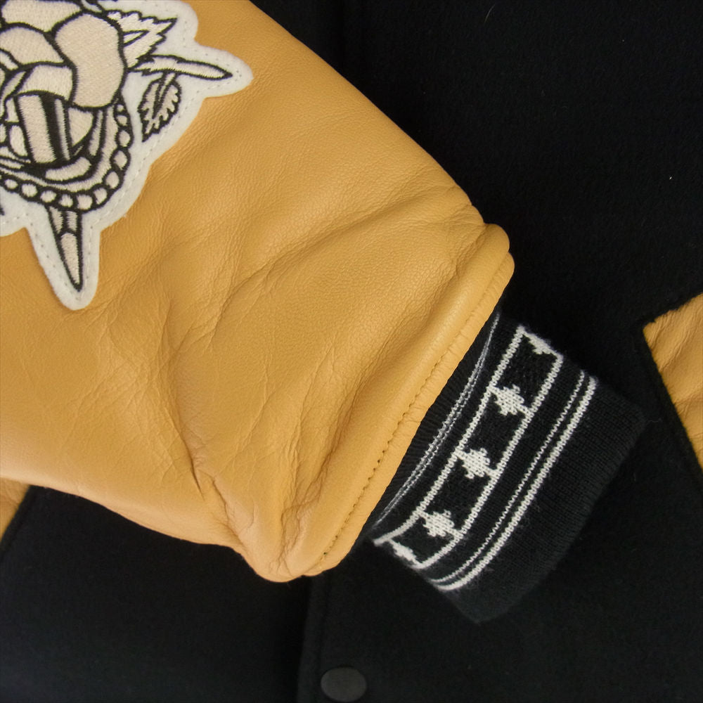 R.J.B アールジェイビー 袖ラムスキン シンサレート中綿 レタード スタジャン バーシティ ジャケット ブラック系 38【極上美品】【中古】