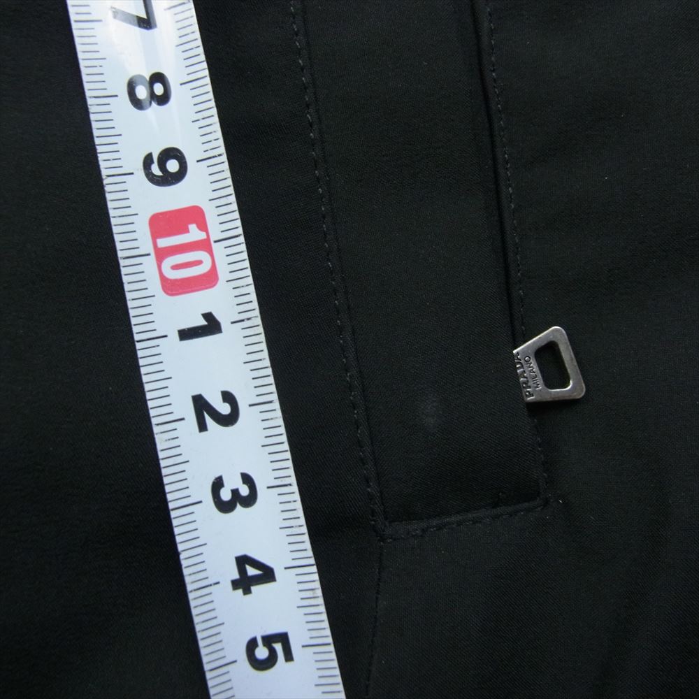 PRADA プラダ 280078 GORE WINDSTOPPER ゴア ウインドストッパー ナイロンジャケット ブラック系 42【中古】