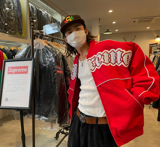 シュプリームといったら赤！インスタグラム掲載アイテムのご紹介🔥　画像