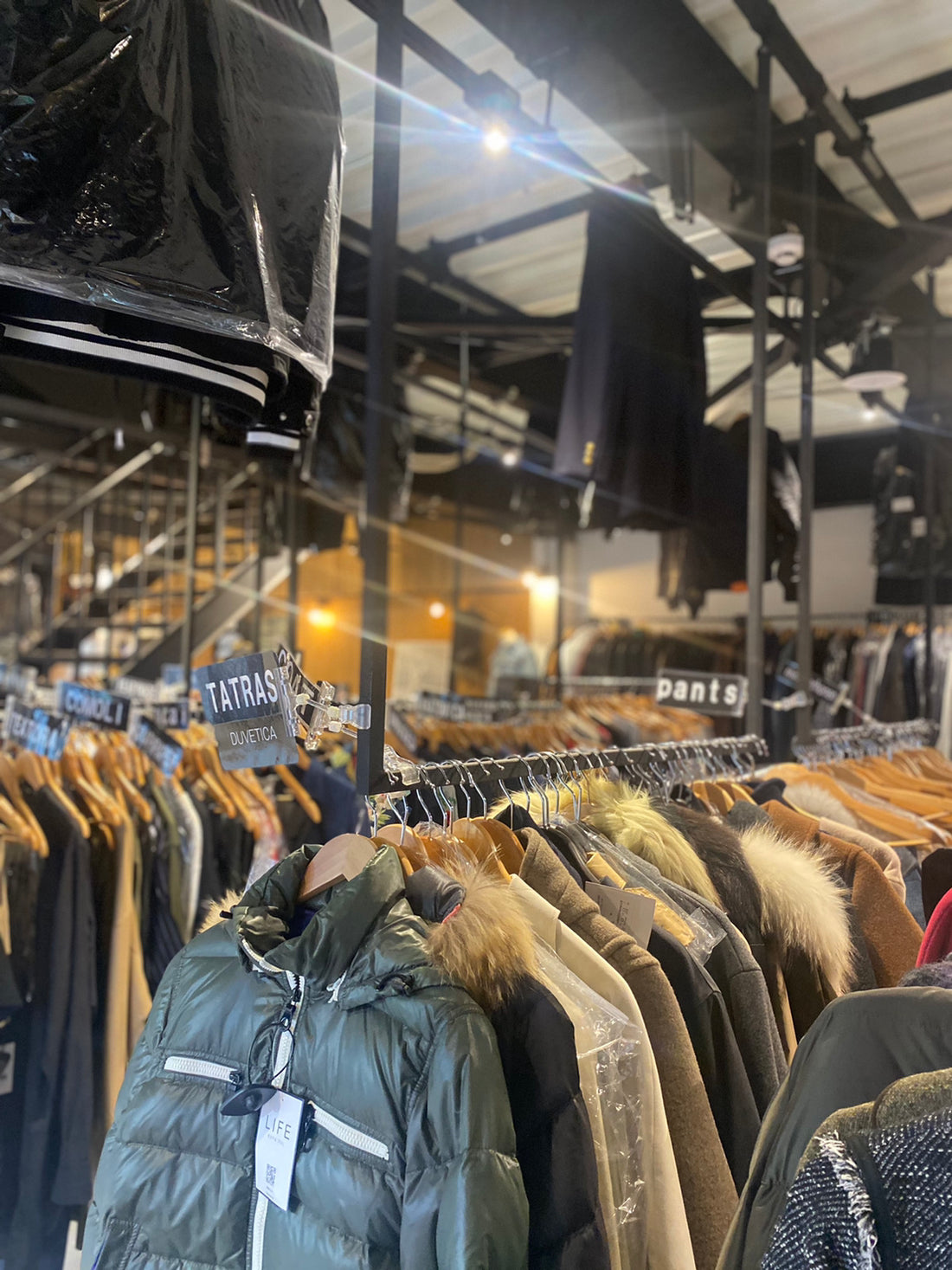 【新入荷】サカイなど、注目の新入荷アイテムを紹介🔥｜ブランド専門店LIFE