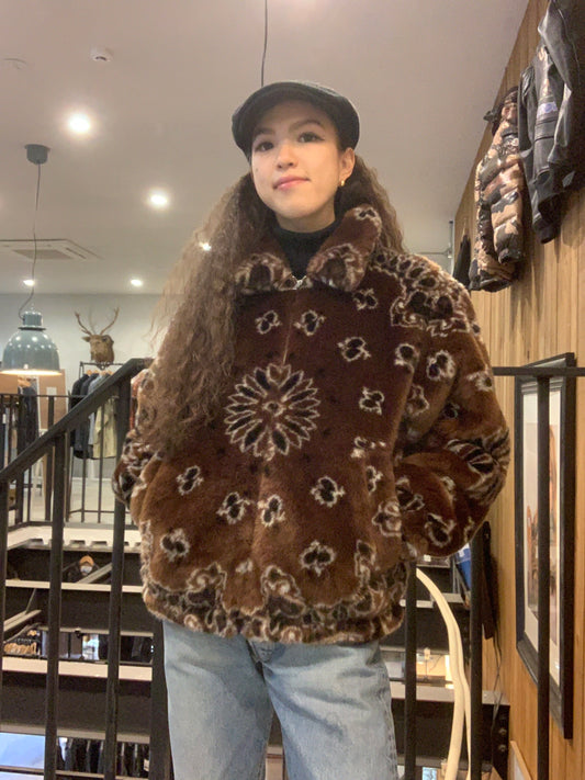最新おすすめアイテムのご紹介🤩【SUPREME】　画像
