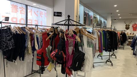 大人気ブランド、シュプリームの最新入荷情報をお届けします😊　画像
