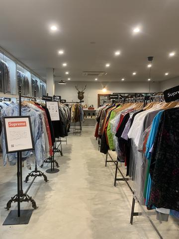 最新入荷情報をお届けします😎【SUPREME最新モデル】　画像