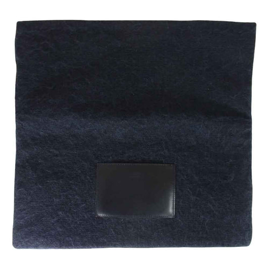 イタダキ ウール クラッチ ブラック系【中古】