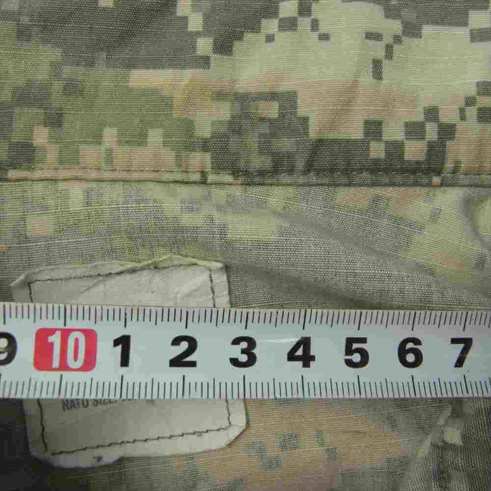 8415-01-519-8510 US.ARMY デジタルカモ ミリタリージャケット カーキ系 L【中古】