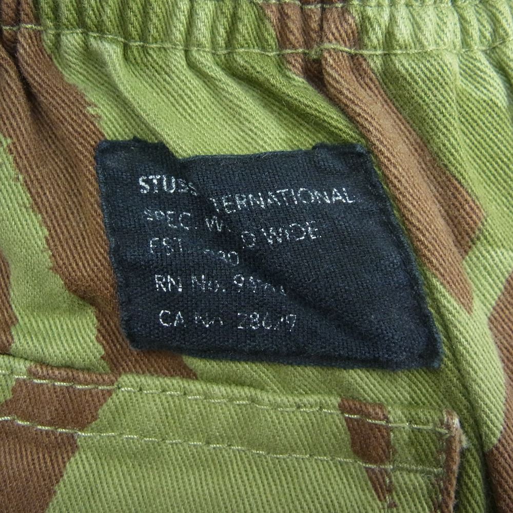 STUSSY ステューシー CAMO PULL ON BEACH カモフラ トライバル リーフ総柄 ショーツ ハーフパンツ カーキ系 M【中古】