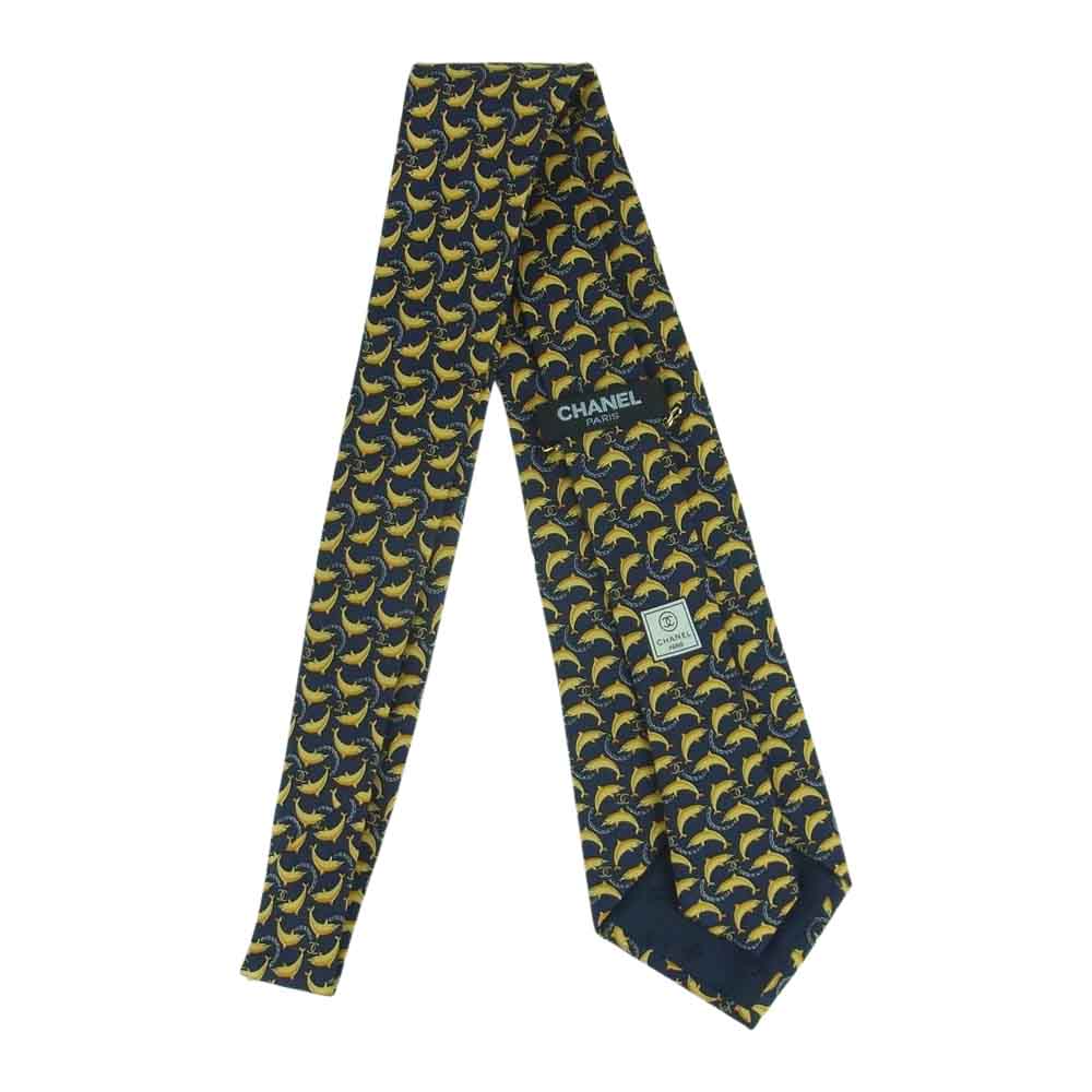 CHANEL シャネル イルカ 総柄 ネクタイ シルク 100% イタリア製 ネイビー系 イエロー系【中古】