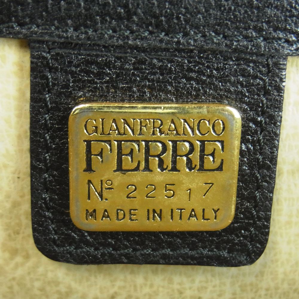 GIANFRANCO FERRE ジャンフランコ・フェレ レザー ロゴプレート ブリーフケース ビジネス バッグ ブラック系【中古】