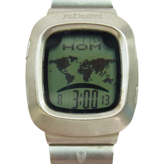 NIXON ニクソン THE METRO メトロ デジタル ウオッチ 腕時計 シルバー系【中古】