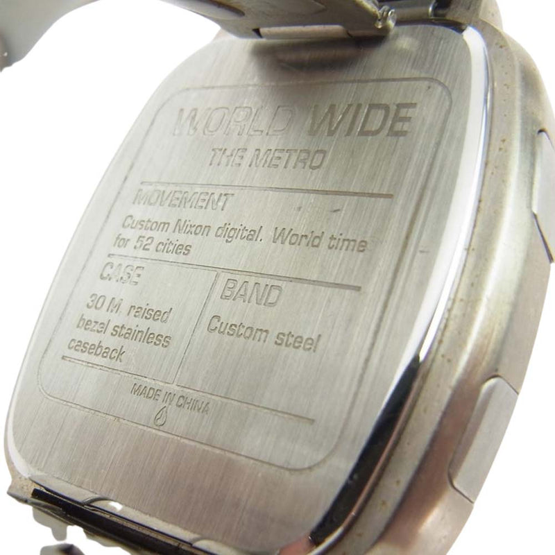 NIXON ニクソン THE METRO メトロ デジタル ウオッチ 腕時計 シルバー系【中古】