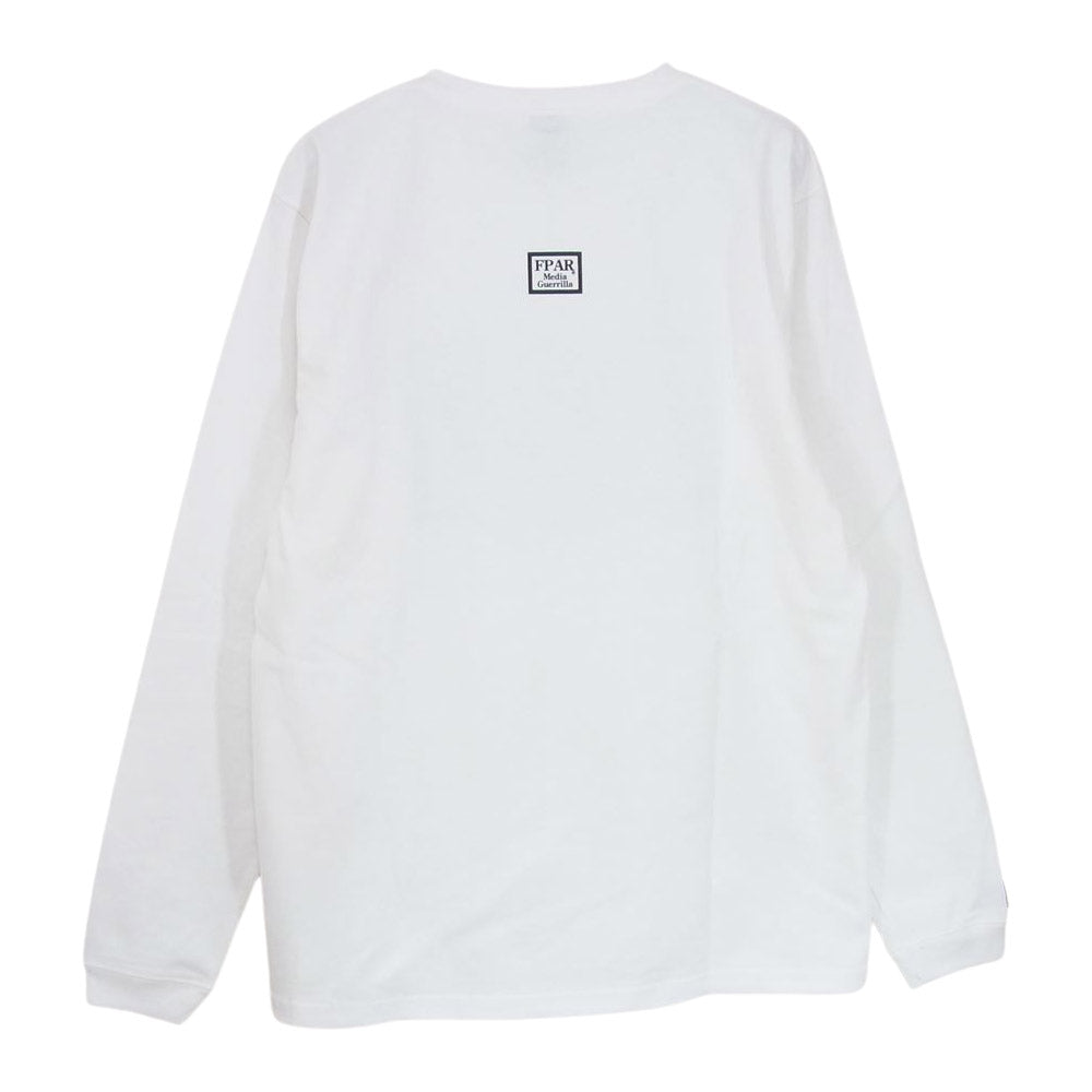フォーティーパーセント アゲインストライツ Media Guerrilla FPAR ボックスロゴ クルーネック 長袖 Tシャツ ロンT ホワイト系 2【中古】