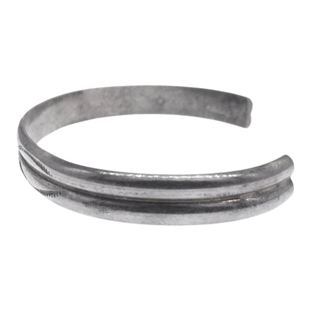 ナバホ BANGLE スタンプ バングル シルバー系【中古】