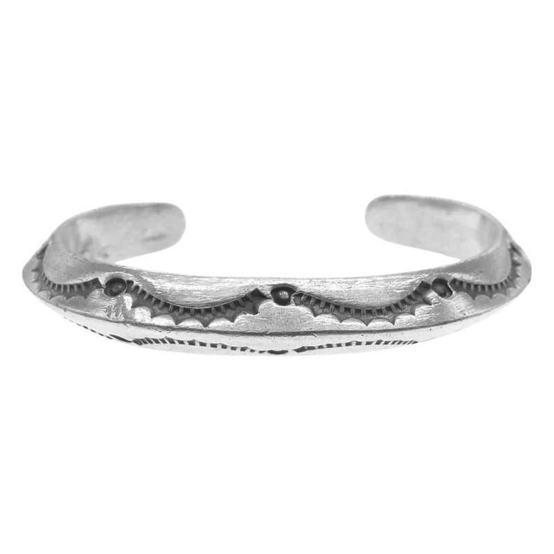 ナバホ  BANGLE トライアングル バングル  シルバー系【中古】