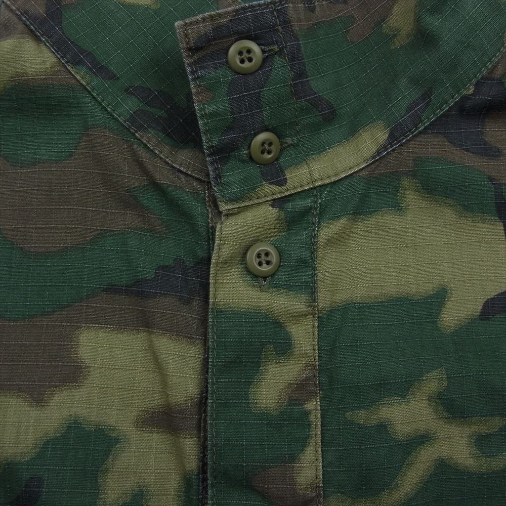 TENDERLOIN テンダーロイン 20SS MOCK BDU RIP STOP JKT CAMO モック リップストップ ジャケット カモ 迷彩 ロゴ刺繍 カーキ系 S【中古】