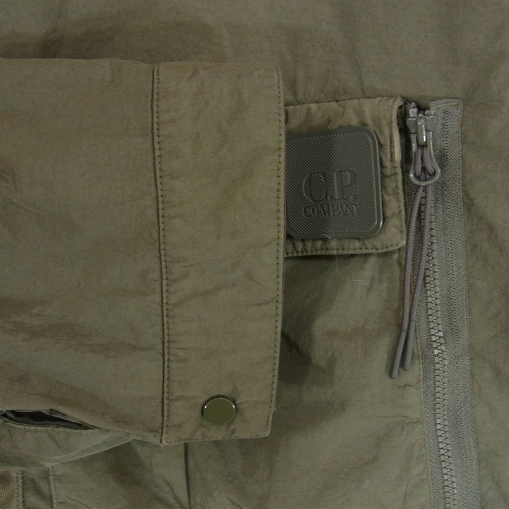 C.P.Company シーピーカンパニー 11CMOS149A 005904G CHROME R FULLZIP OVERSHIRT フルジップ ナイロン ジャケット  カーキ系 サイズ表記無【中古】