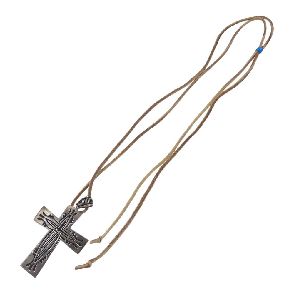 ナバホ Steven J Begay スティーブンジェイビゲイ シルバー クロス レザー ネックレス シルバー系【中古】