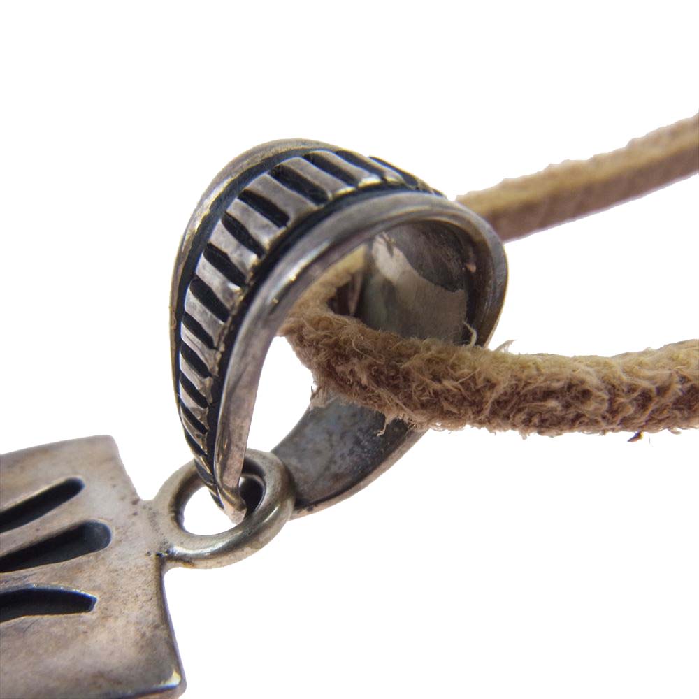 ナバホ Steven J Begay スティーブンジェイビゲイ シルバー クロス レザー ネックレス シルバー系【中古】