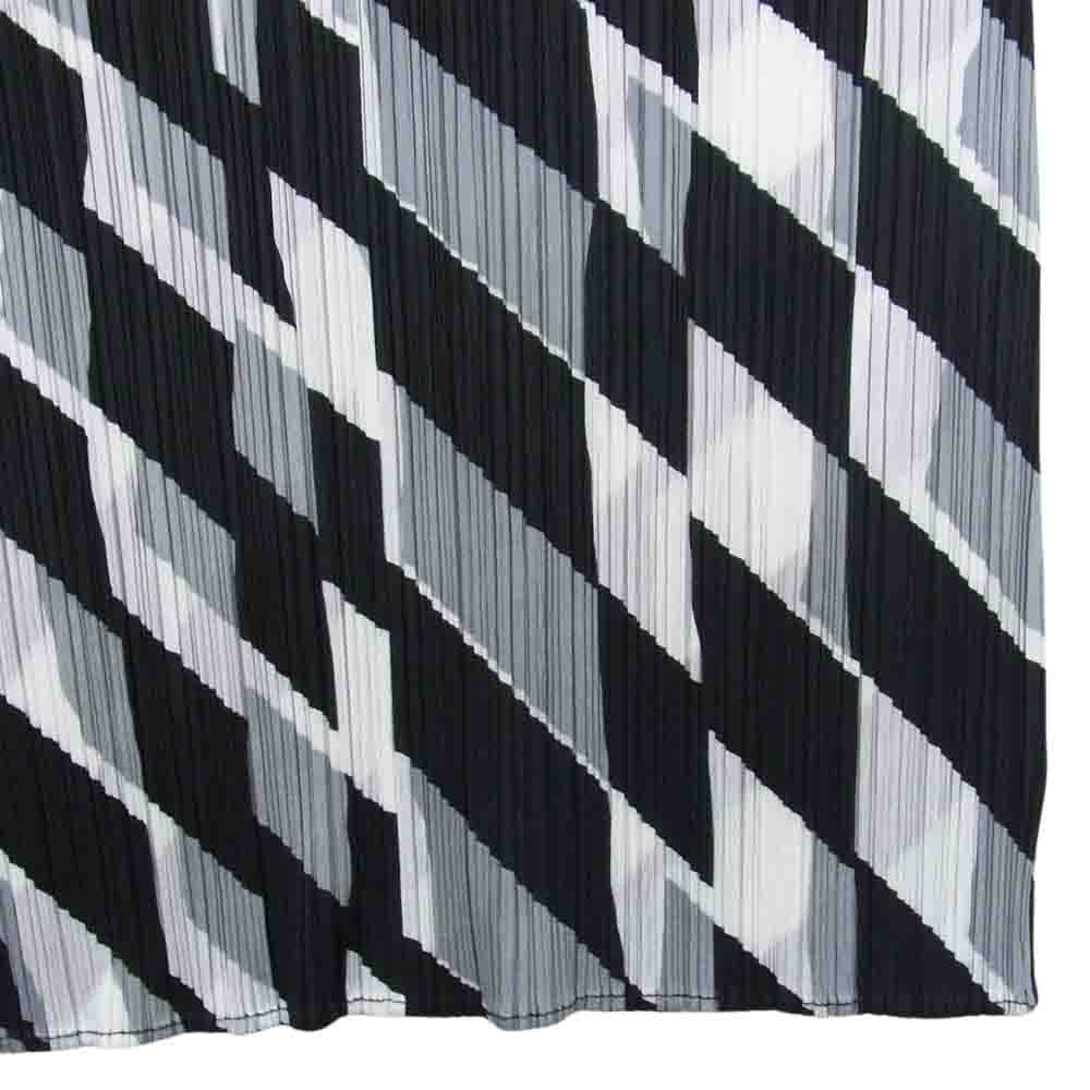 PLEATS PLEASE プリーツプリーズ イッセイミヤケ PP33-JH854 プリーツ加工 総柄  ボトルネック ロング ワンピース ブラック系 2【中古】
