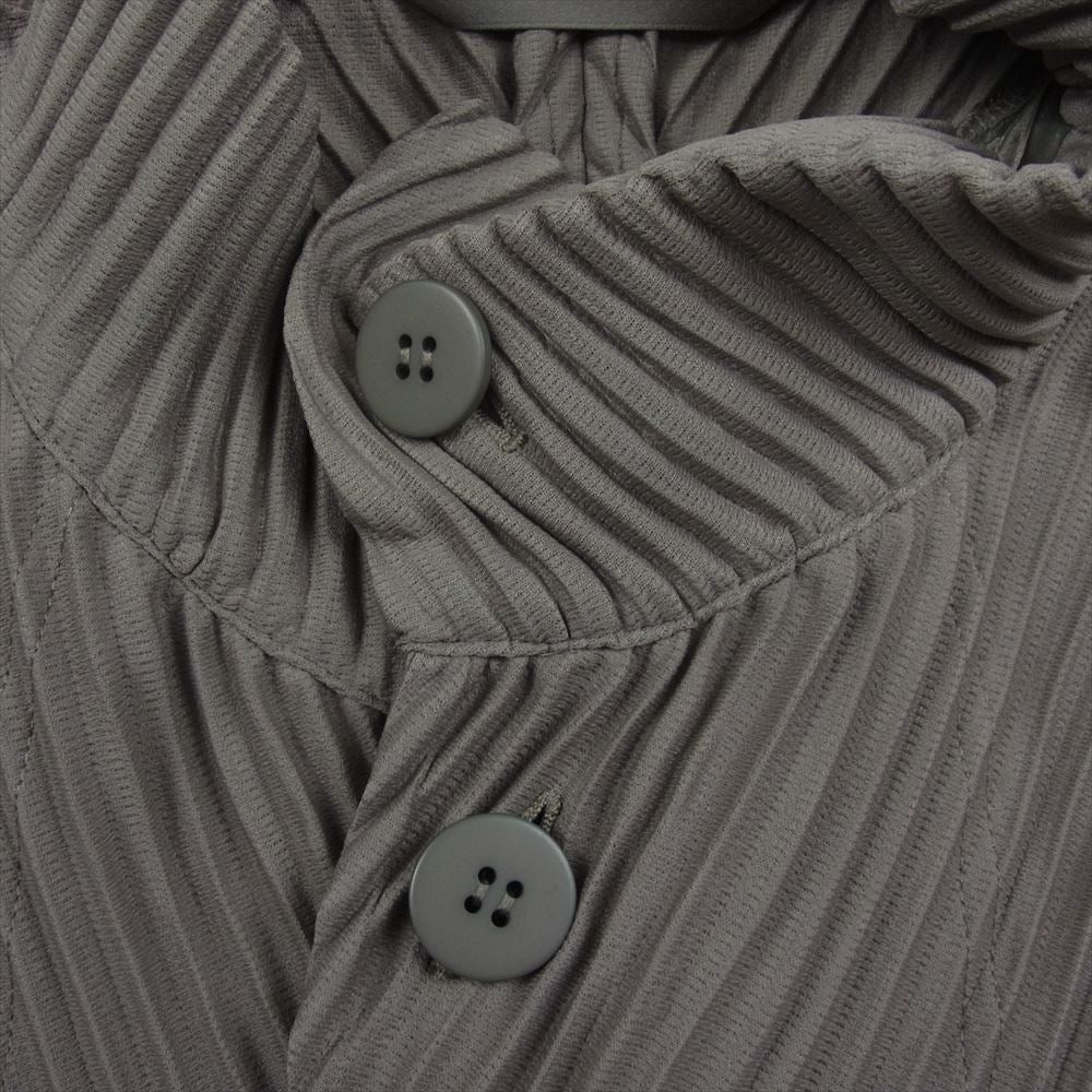 HOMME PLISSE ISSEY MIYAKE オム プリッセ イッセイミヤケ HP33JA121 MONTHLY COLOR NOVEMBER プリーツ加工 マンスリーカラー ノーベンバー コート カーキ系 3【中古】
