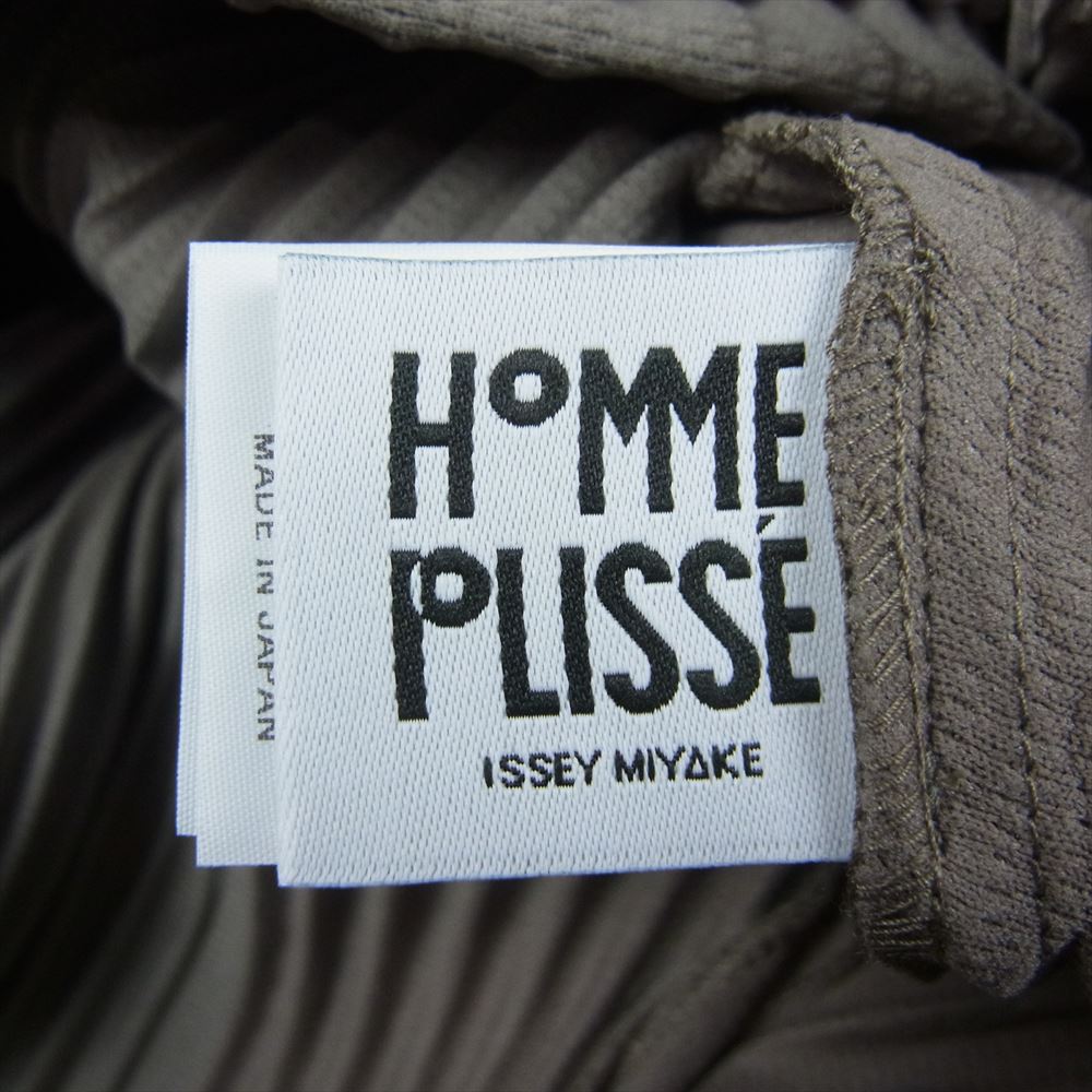 HOMME PLISSE ISSEY MIYAKE オム プリッセ イッセイミヤケ HP33JA121 MONTHLY COLOR NOVEMBER プリーツ加工 マンスリーカラー ノーベンバー コート カーキ系 3【中古】