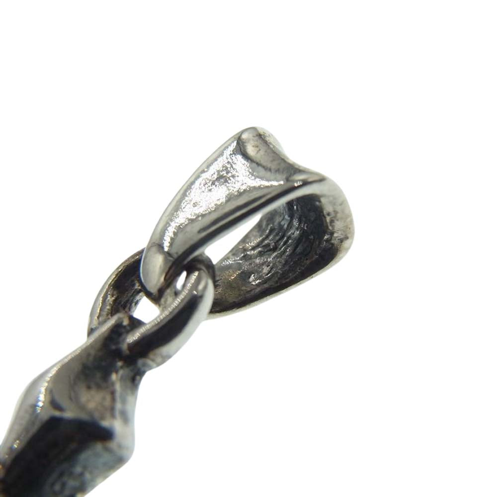 TRAVIS WALKER トラヴィスワーカー ARROW CROSS CHARM アロークロス チャーム  ペンダントトップ シルバー系【中古】