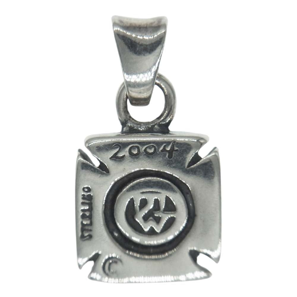 TRAVIS WALKER トラヴィスワーカー D CROSS CHARM ダブルクロス ペンダントトップ シルバー系【中古】