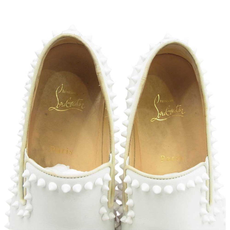 Christian Louboutin クリスチャンルブタン 3130444 PIK BOAT FLAT CALF GG スタッズ スパイク レザー スリッポン スニーカー ホワイト系 41【中古】