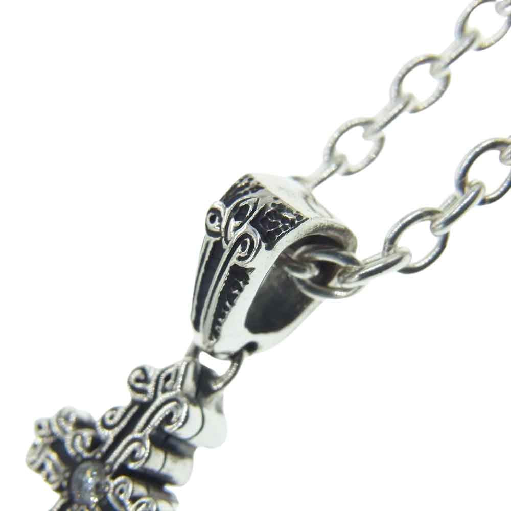 LEATHERS AND TREASURES レザーズアンドトレジャーズ ビヨンクールギャランティ付属 ギャランティ付属 ナロー ケルティッククロス ペンダント w/ダイヤモンド ネックレス シルバー系【中古】