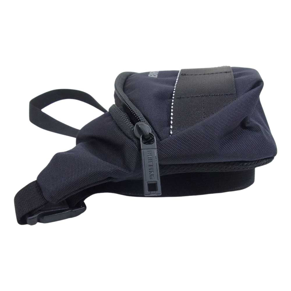 BRIEFING ブリーフィング MFC CROSS BODY BAG WR エムエフシー ボディ バッグ ショルダー ブラック系【美品】【中古】