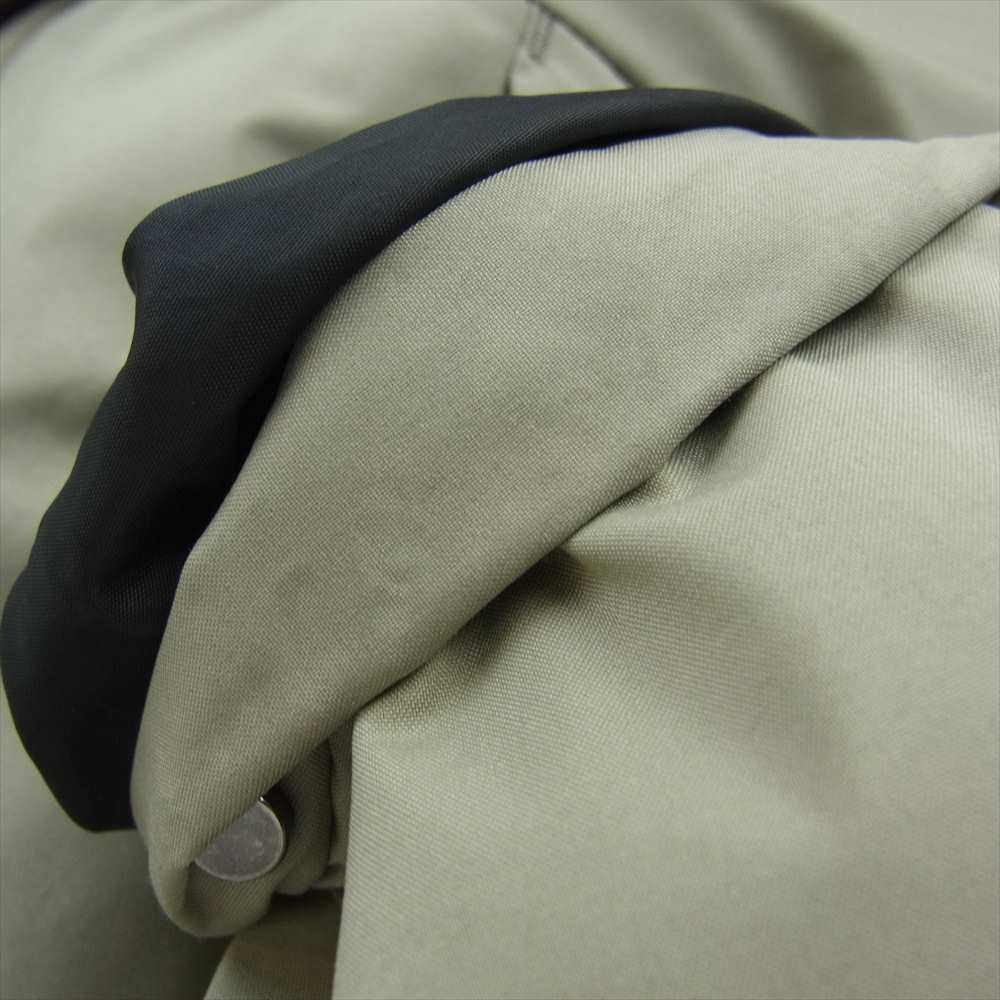 ミズノ ランバード UR別注 GORE-TEX INFINIUM ダウンジャケット ベージュ系 L【中古】