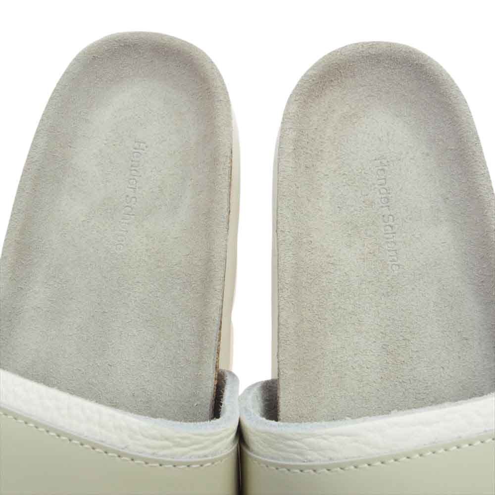 Hender Scheme エンダースキーマ caterpillar キャタピラー かまぼこ スライド サンダル ホワイト系 5【中古】