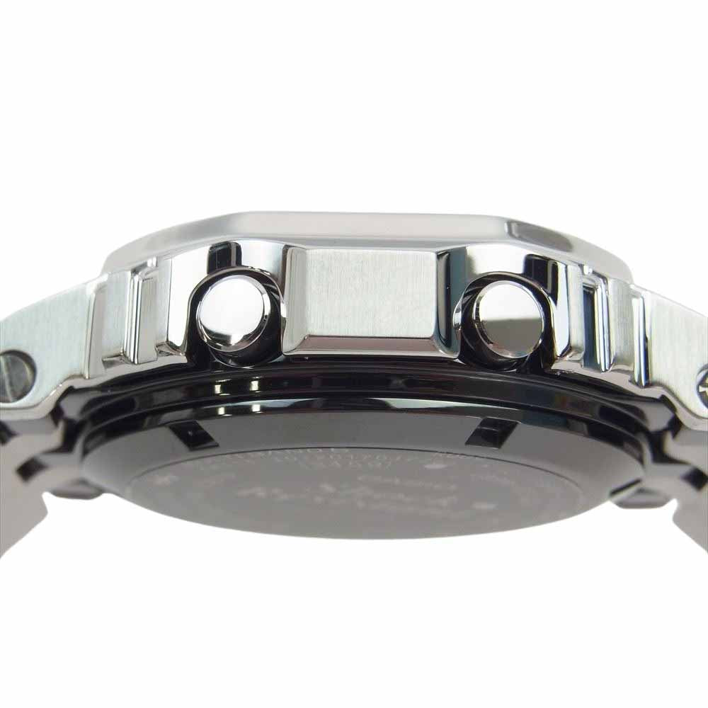 CASIO G-SHOCK カシオ ジーショック GMW-B5000D-1JF GMW-B5000シリーズ フルメタル 20気圧防水 タフソーラー ソーラー電波時計 腕時計 シルバー系【新古品】【未使用】【中古】