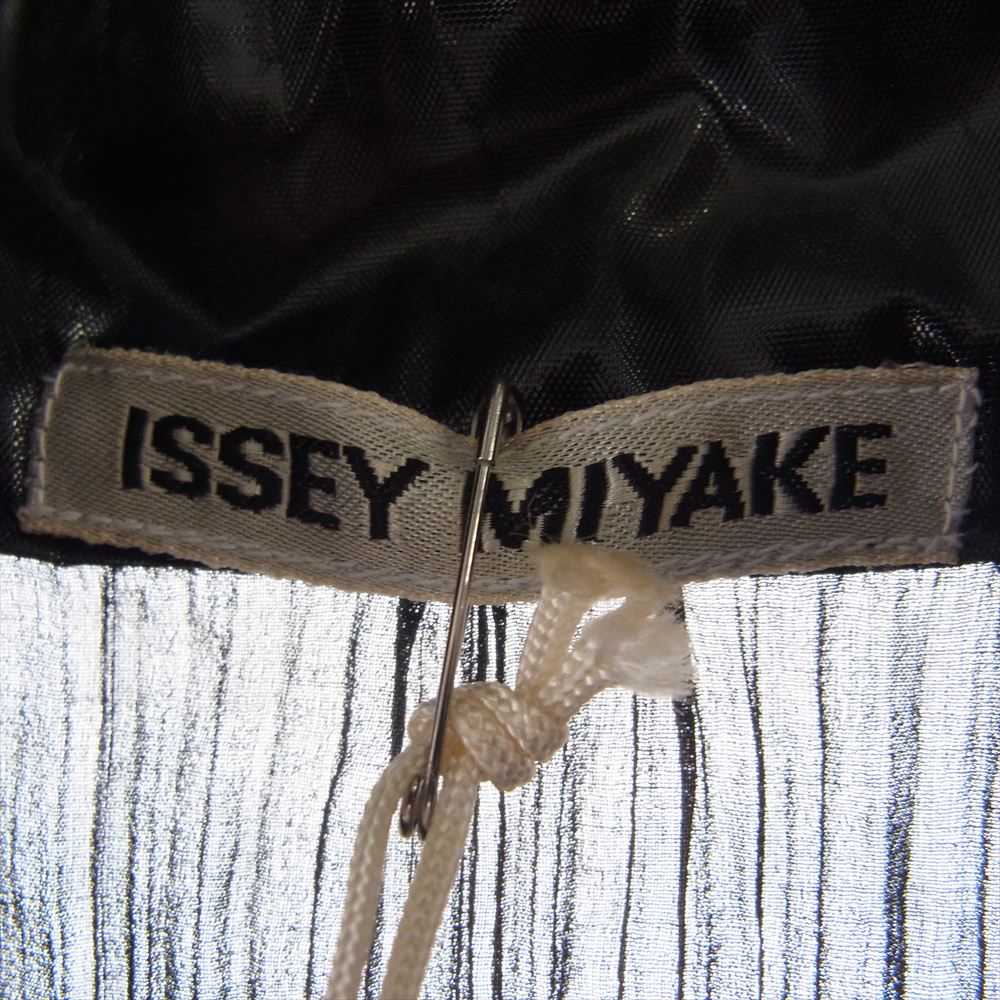 ISSEY MIYAKE イッセイミヤケ IM61-FH803-33 スーパーブライトプリーツ フード付き ボーダー ロング ワンピース カーディガン ブラック系 ホワイト系 ブルー系 S【中古】