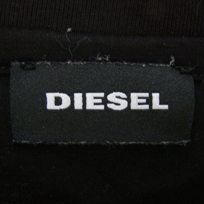 DIESEL ディーゼル DEEP SPACE EYE WITNESS REPORTS ディープスペース アイ レポート クルーネック 半袖 Tシャツ ブラック系 L【中古】