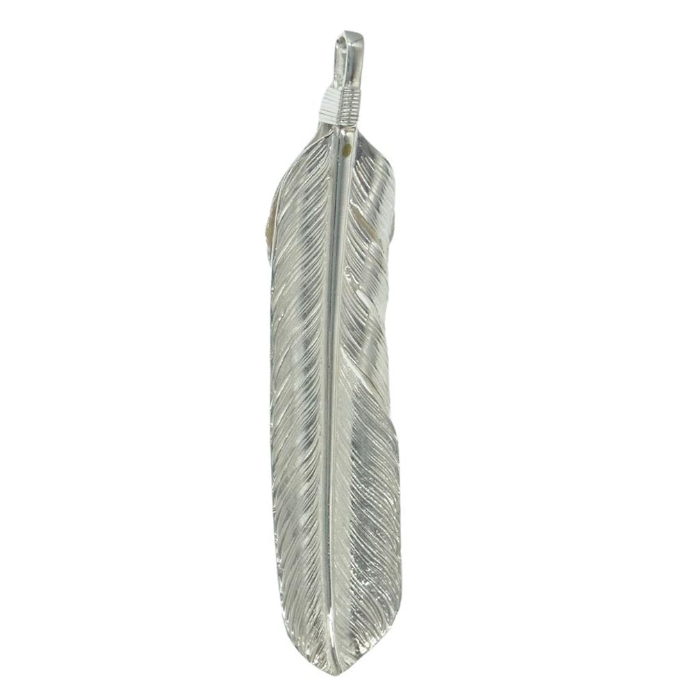 TARO WASHIMI ワシミタロウ 鷲見太郎 ギャランティ付属 L arabesque flight feather 02 L flight heart feather 02 black labradorite 6×8 K18 アラベスクフライト フェザーペンダント  シルバー系【中古】