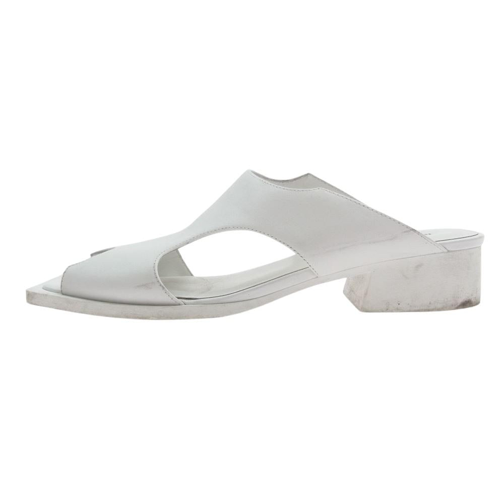 ISSEY MIYAKE イッセイミヤケ 1068304170 × UNITED NUDE UN ユナイテッドヌード FIN SANDAL フィン ヒール サンダル ホワイト系 39【中古】