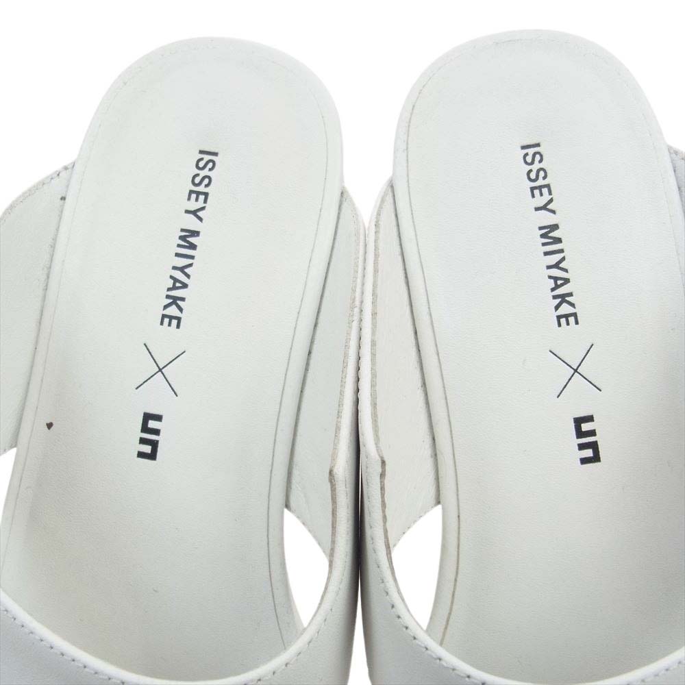 ISSEY MIYAKE イッセイミヤケ 1068304170 × UNITED NUDE UN ユナイテッドヌード FIN SANDAL フィン ヒール サンダル ホワイト系 39【中古】