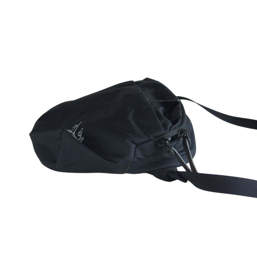 ARC'TERYX アークテリクス X000006169 HELIAD 6L CROSSBODY BAG ヒリアド クロスボディ ナイロン ショルダー バッグ ブラック系【中古】