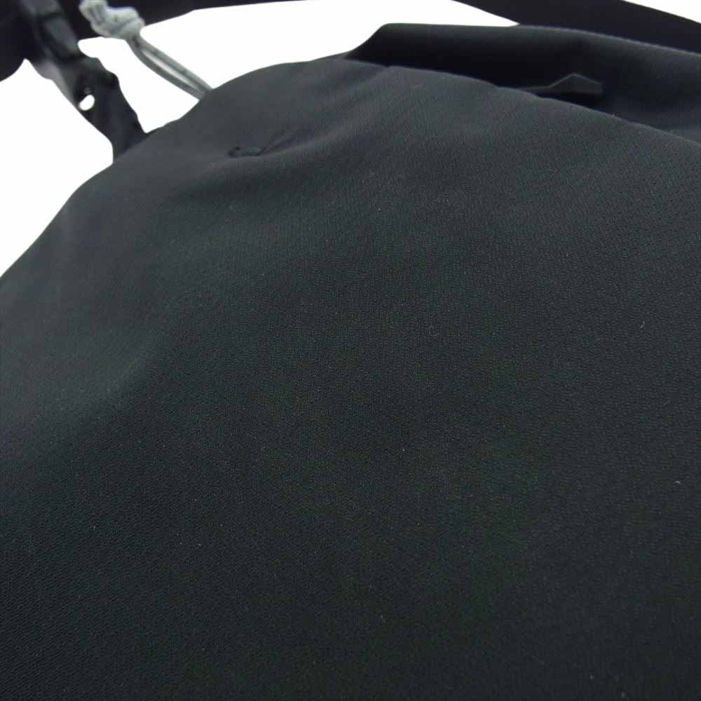 ARC'TERYX アークテリクス X000006169 HELIAD 6L CROSSBODY BAG ヒリアド クロスボディ ナイロン ショルダー バッグ ブラック系【中古】