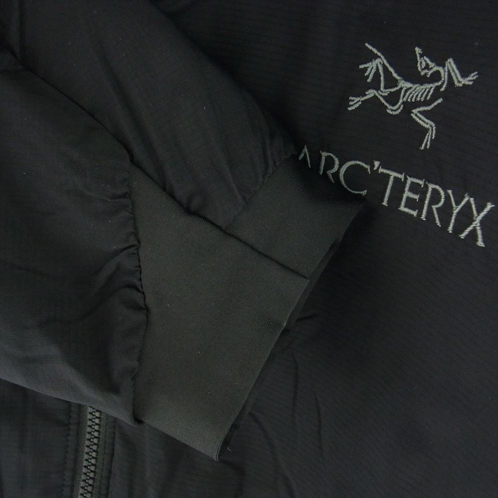 ARC'TERYX アークテリクス X000005160 国内正規品 ATOM LT HOODY アトム フーディー 中綿 リップストップ ナイロン ジャケット ブラック系 XS【中古】