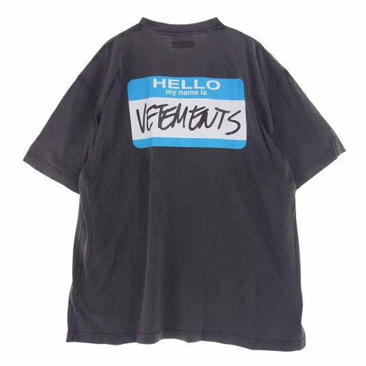 VETEMENTS ヴェトモン UE63TR640B HELLO my name is Faded ハローマイネーム イズ デストロイ Tシャツ 半袖 グレー系 S【中古】