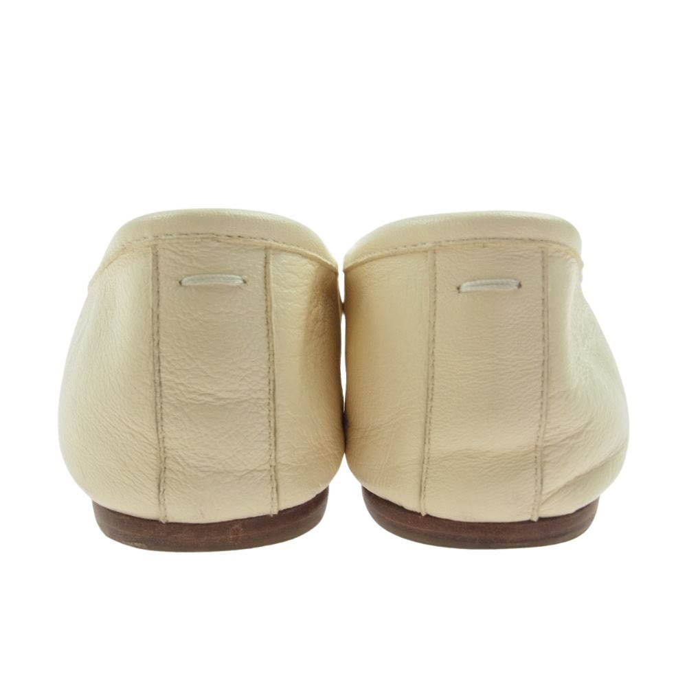 MAISON MARGIELA メゾンマルジェラ S58WZ042 Tabi ballet 足袋 タビ フラット パンプス シューズ アイボリー系 36【中古】