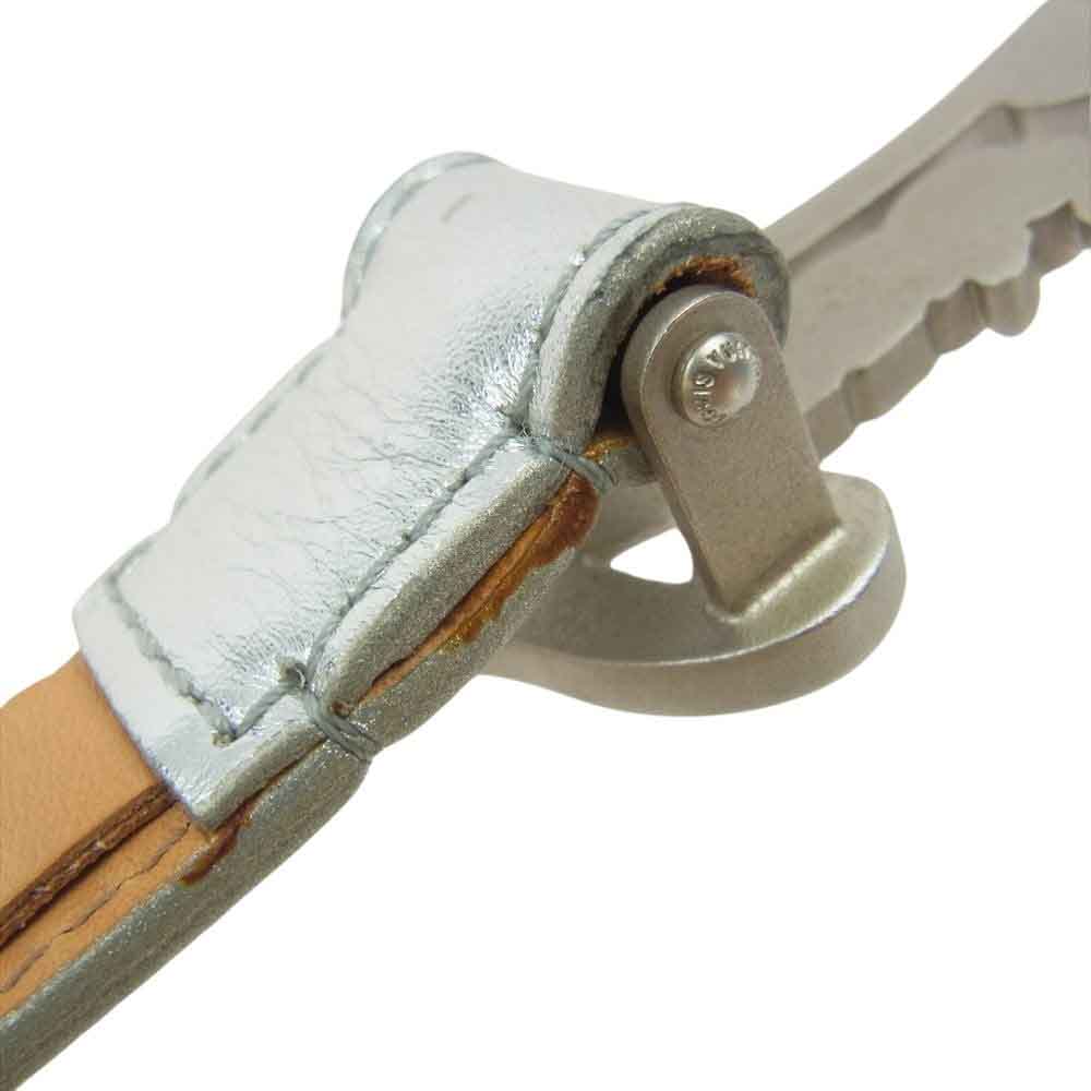 LOUIS VUITTON ルイ・ヴィトン Metallic Silver Leather Logo Narrow Belt 筆記体 ロゴ メタリック ナロー レザー ベルト シルバー系 90/36【中古】