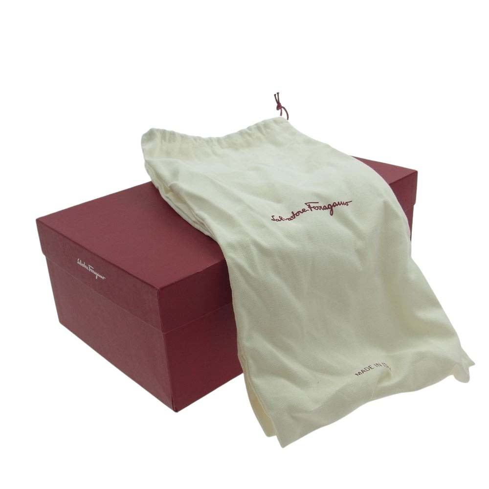 Salvatore Ferragamo サルヴァトーレフェラガモ ガンチーニエンボス レザー ローカット スニーカー ホワイト系 グリーン系 M 7.5【中古】