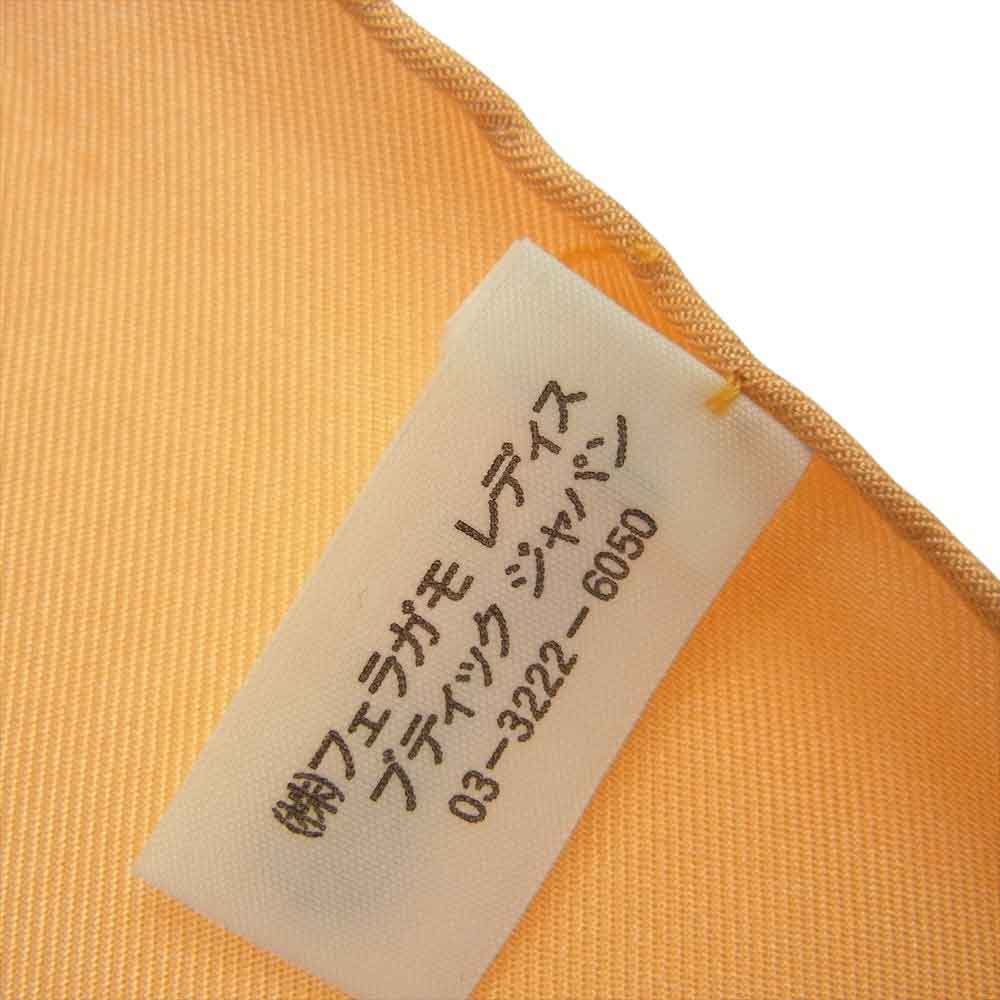 Salvatore Ferragamo サルヴァトーレフェラガモ イタリア製 シルク100％ フラワー ひまわり プリント 大判 スカーフ ストール オレンジ系【中古】