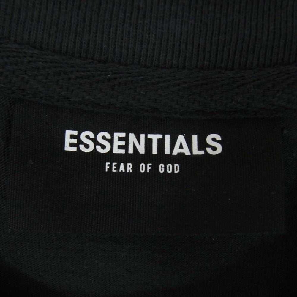 FEAR OF GOD フィアオブゴッド FOG ESSENTIALS リフレクティブ ロゴ バックプリント 半袖 Tシャツ ブラック系 L【中古】